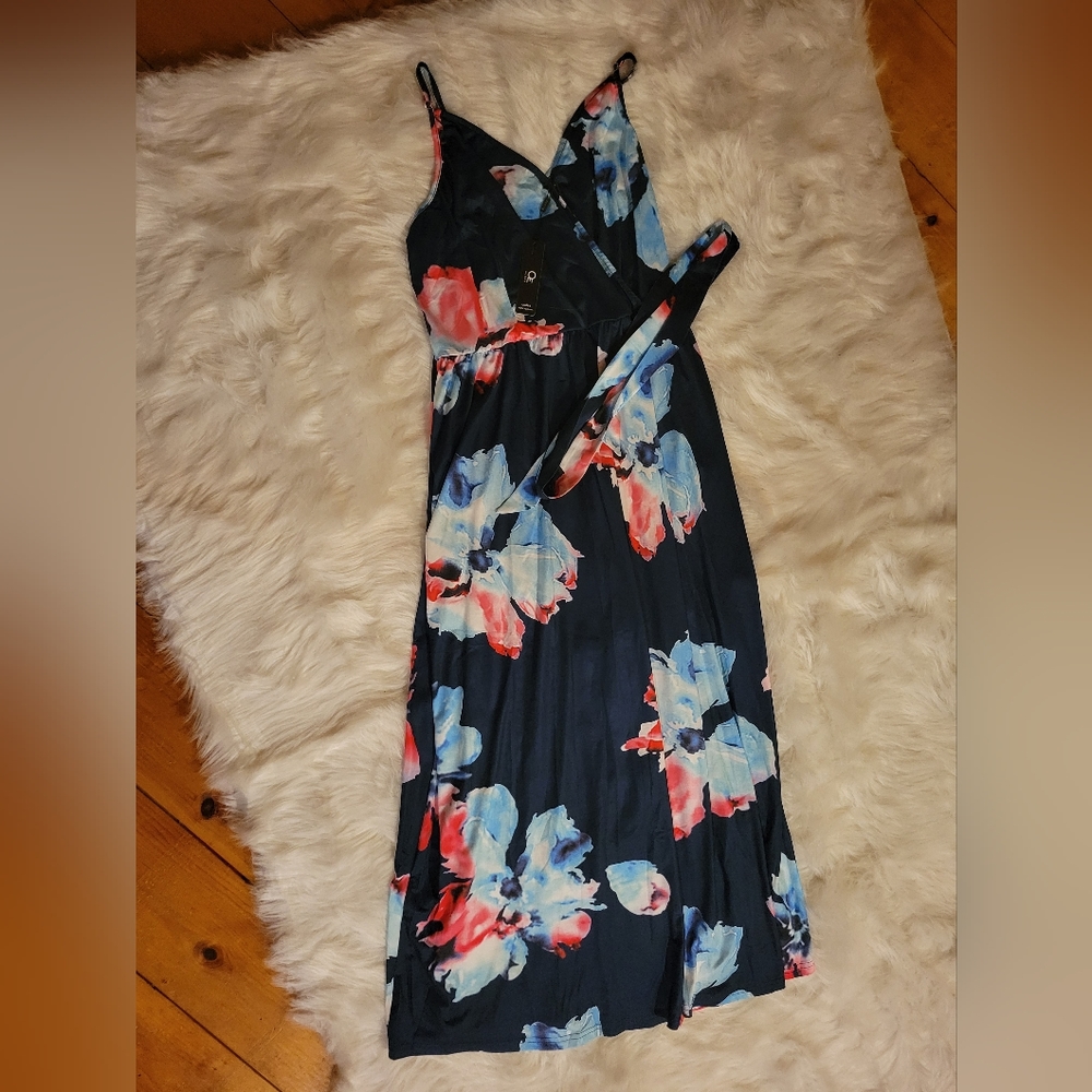 NWT Tropical flower maxi dress with belt 2xl